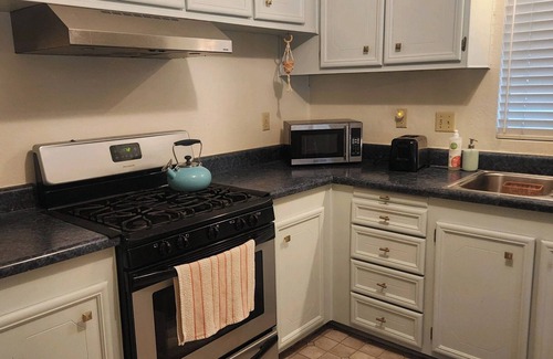Prescott House | Charming retro home. Minutes from downtown and ERAU. Pet friendly.