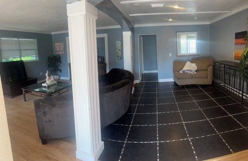 New Smyrna Beach House | Charming Riverside Bungalow-Pet Friendly