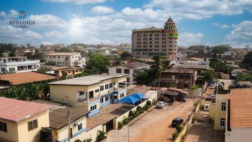 Accra Apartment | Charming Rooftop Apartments- Strong Wi-Fi & 40percent Long-stay Disc