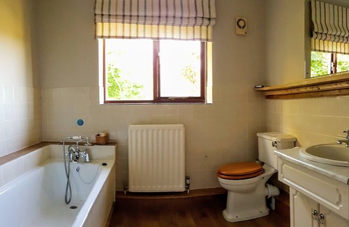Brede House | Charming rural retreat set in 30 acres with private grounds, woodland & tennis