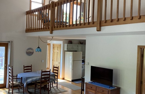West Falmouth Cottage | Charming saltbox cottage-minutes to bike path, dock and beach