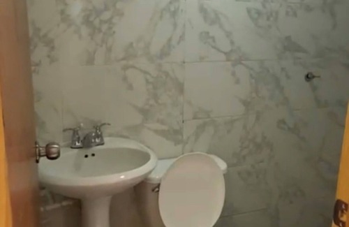 Papare Apartment | Charming Santa Marta Villa—Walk to Beach, 5 Min to Airport, Ideal for Travellers