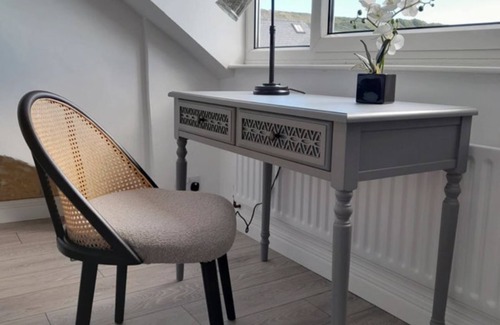 Portland Cottage | Charming Sea View Cottage in Portland Dorset
