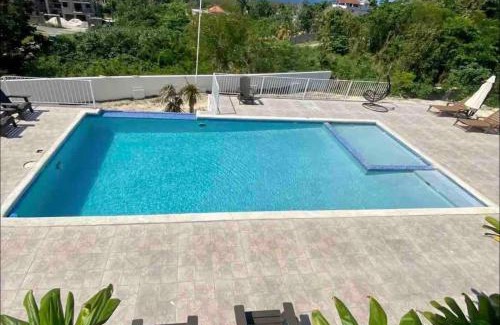 IronShore Estates House | Charming Sea View Town House Chefdriver Optional