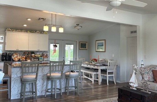 Ramrod Key House | Charming shared 1-bedroom house with AC and WiFi also has a 37 foot dock