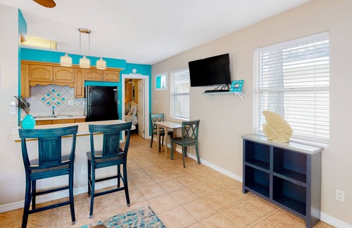 Sunset Beach Cottage | Charming, single-level cottage with a kitchen, enclosed yard, & fast WiFi