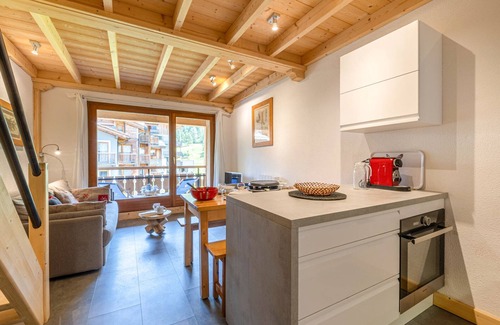 Val-d'Isere Apartment | Charming Ski-In/Ski-Out Duplex, WiFi, and Garage in Val-d'Isère