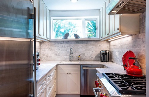 South of Broad House | Charming South of Broad Kitchen House