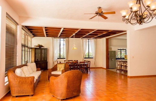 Villas Del Mar Villa | Charming,Spacious 5-bedroom villa in charming Metro Juan Dolio with WiFi, AC