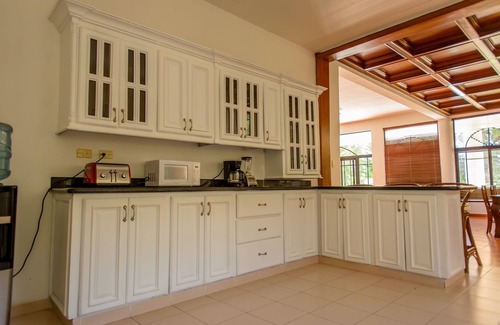 Villas Del Mar Villa | Charming,Spacious 5-bedroom villa in charming Metro Juan Dolio with WiFi, AC