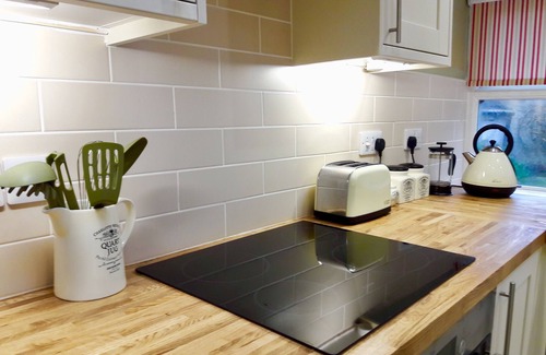 Staithes Cottage | Charming, spacious cottage with stunning views of Staithes and the harbour