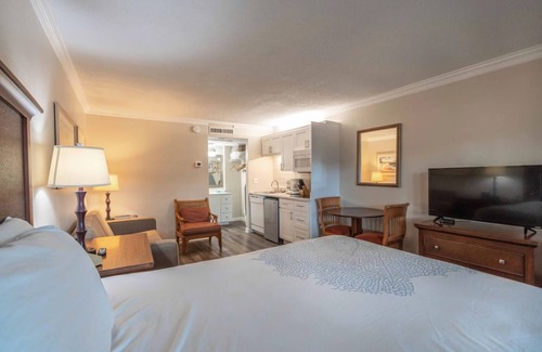 Destin Resort | Charming sresort with WiFi, fitness room in lovely Destin