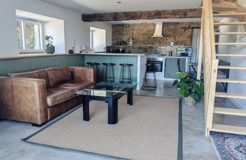 Surzur House | Charming stone house 10 minutes from the beach, in absolute peace and quiet