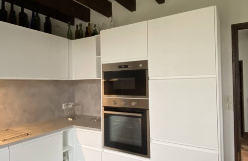 Bouliac House | Charming stone house in a park with trees on the hillsides of Bordeaux