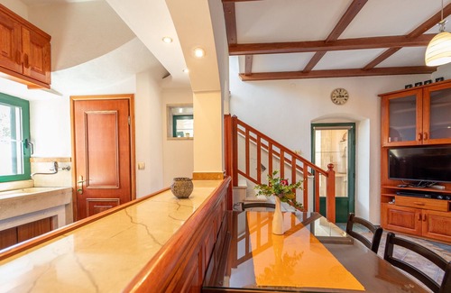 Selca House | Charming stone house with exclusive complete equipment, fully air conditioned