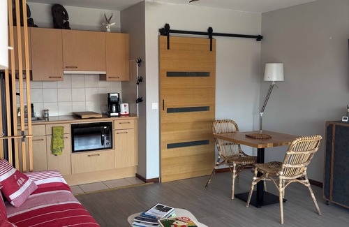 La Baule-Escoublac Apartment | Charming studio ideally located and facing the port of La Baule.