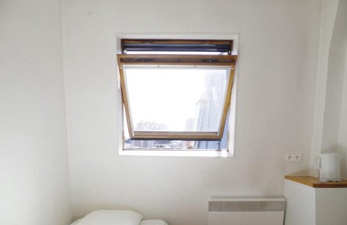 Quartier de l'Ecole-Militaire Apartment | Charming studio close to the Hotel des Invalides