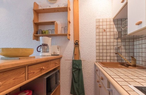 Saint-Chaffrey Apartment | Charming Studio with Mountain Views, Balcony, Private Parking, and Ski Locker - Serre-Chevalier