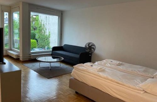 Hochschulen Apartment | Charming studio in the city centre - Art 4