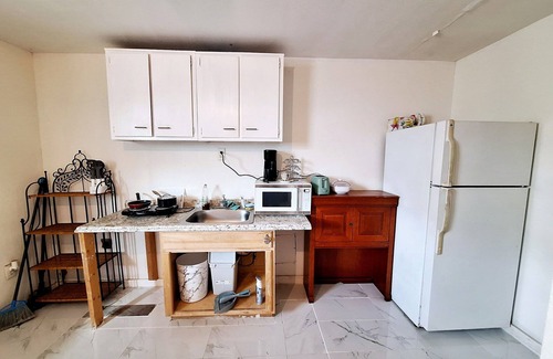 Wells Branch Apartment | Charming studio in wonderful Austin with AC. Family friendly. 10min to downtown.