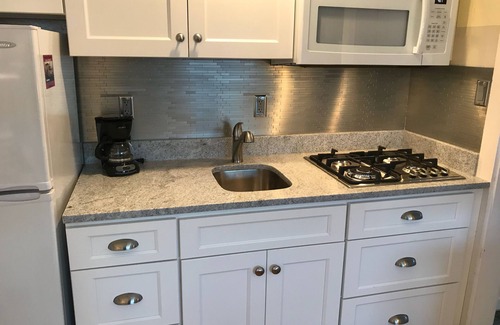Dennis Port Condo | Charming Studio less than 200 steps to Glendon Beach - 200 Captain Chase Rd #18
