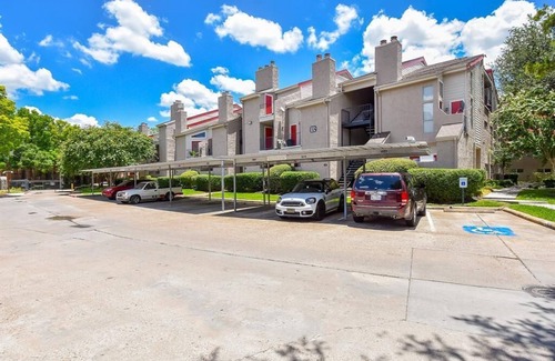 Westchase Apartment | Charming Studio Located in Asian Town , Southwest Houston