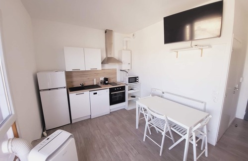 Monteux Apartment | Charming studio near the Lake of Monteux