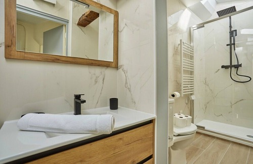 Strasbourg -Saint-Denis Apartment | Charming Studio rooftops of Paris Center/Bourse
