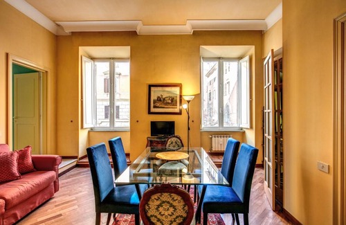Prati Apartment | Charming Suite by the Vatican sx