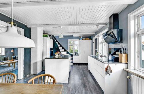 Svaneke House | Charming Summerhouse W, Perfect Seaview Location