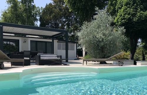 Le Celle-Saint-Cloud House | Charming traditional French House/Villa - Paris & Versailles 20 and 5 min away