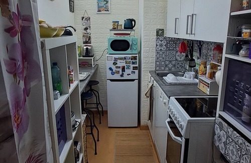Hyeres City Centre Apartment | Charming T1 with balcony in Hyères
