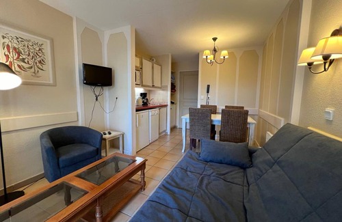 Behobie Apartment | Charming T2 with Pool and Parking, Near Hendaye