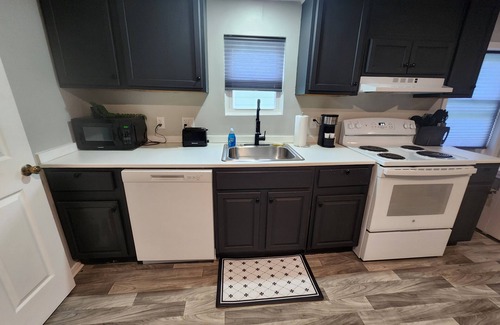 Osceola House | Charming townhome with WiFi and AC in lovely Osceola