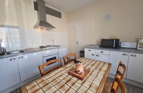 Chateauroux Cottage | Charming Townhouse with Garden, Near Downtown Châteauroux