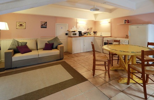 Marseillan House | Charming traditional town house in the heart of Marseillan