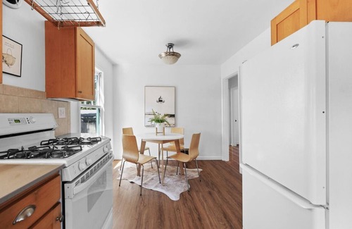 Beaumont - Wilshire House | Charming Tudor w/Fenced Yard in Walkable NE PDX