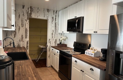Lehigh Acres Villa | Charming Two-Bedroom Home Private , Quiet and Cozy
