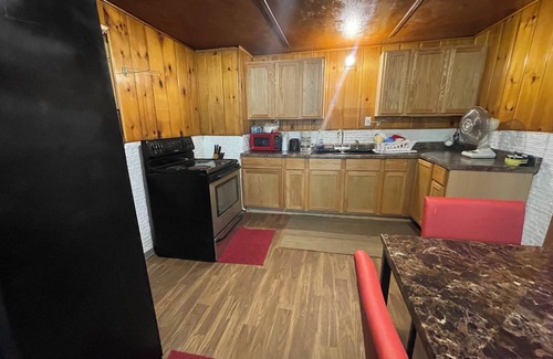Idlewild Cabin | Charming Two Bedroom Cabin in quiet woods of Idlewild