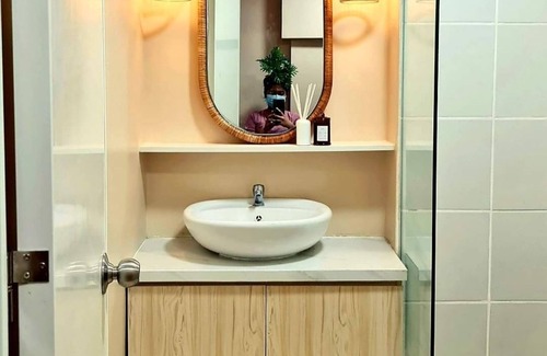 Guadalupe Condo | Charming unit @ Symfoni Nichols