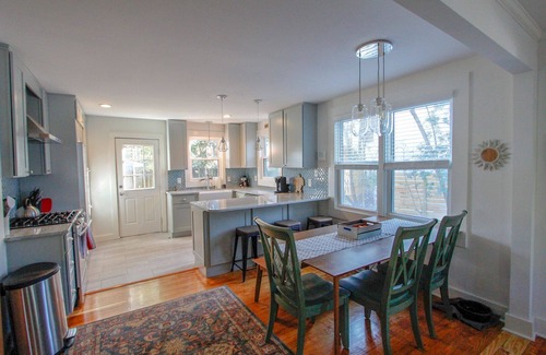 Isle of Palms House | Charming updated 2 Bedroom Beach Cottage. Walk to the Beach! Pet Friendly