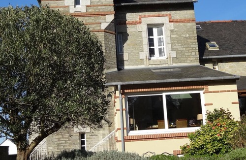 Saint-Cast-le-Guildo Villa | Charming villa with sea views