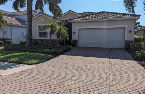 Venice Villa | Charming Venice Villa in Gated Community: Your Perfect Florida Getaway