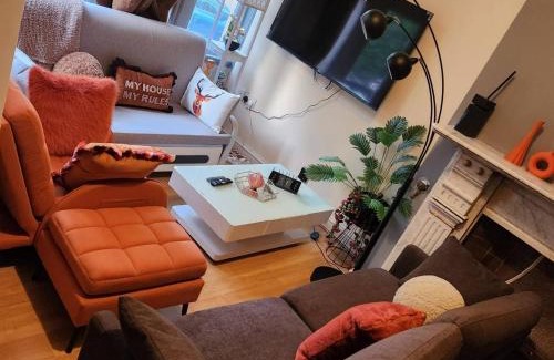 Wolverhampton Apartment | Charming Victorian Apartment in Central Wolverhampton