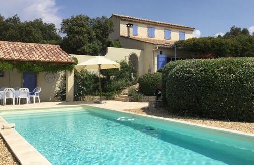 Villes-sur-Auzon Villa | Charming Villa in Villes-sur-Auzon with Swimming Pool