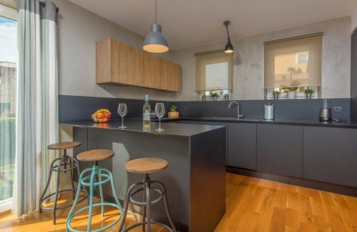 Nova Vas Villa | Charming Villa Maria Villanova with a swimming pool