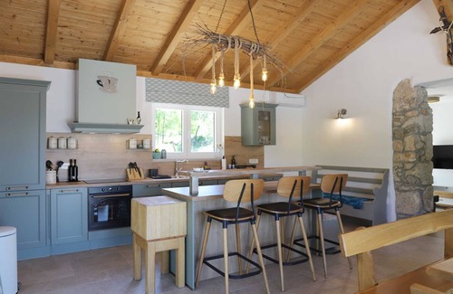 Malinska-Dubasnica Villa | Charming Villa Oliveti with Pool & Sauna