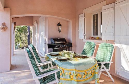 Bagnols-en-Foret Villa | Charming villa with private pool