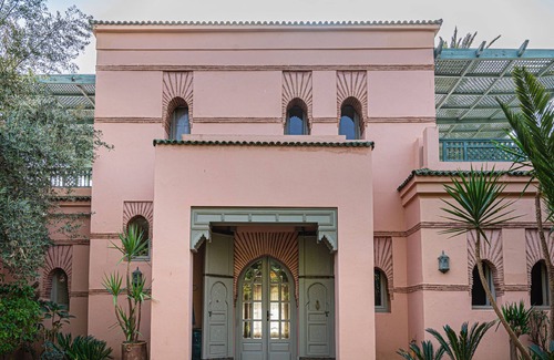 Medina Villa | Charming Villa with Pool & Garden – Perfect for Relaxing Getaways
