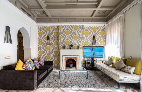 Medina Villa | Charming Villa with Pool & Garden – Perfect for Relaxing Getaways